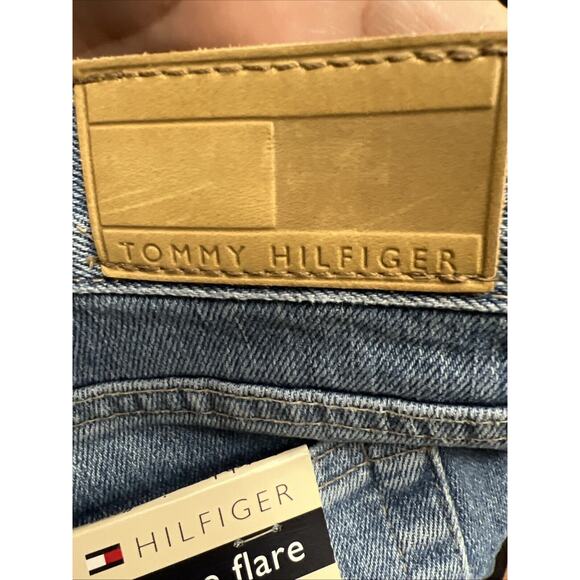 Tommy Hilfiger Low Rise Flare Leg Slim Fit Women’s Jeans Stretch Size 8 NWT - Picture 10 of 14